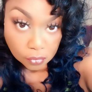 Meet your Posher, Gina